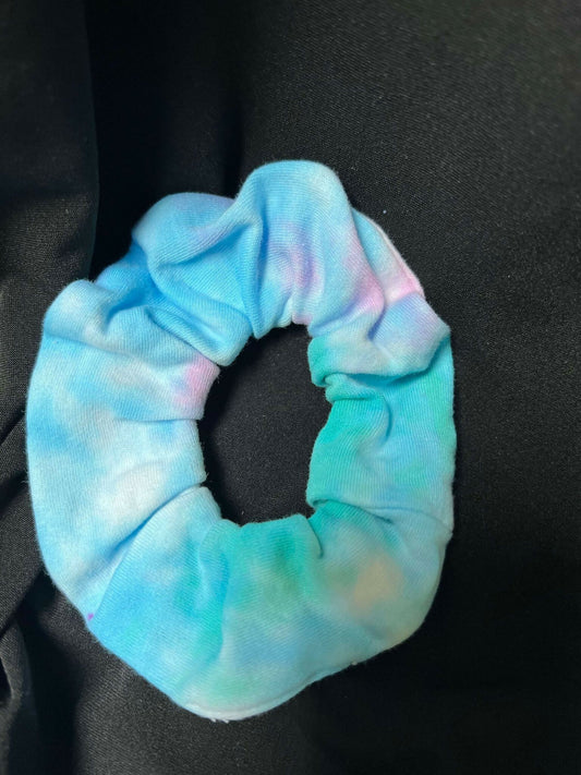 Tie Dye Hair Scrunchie Light blue/light pink/light yellow